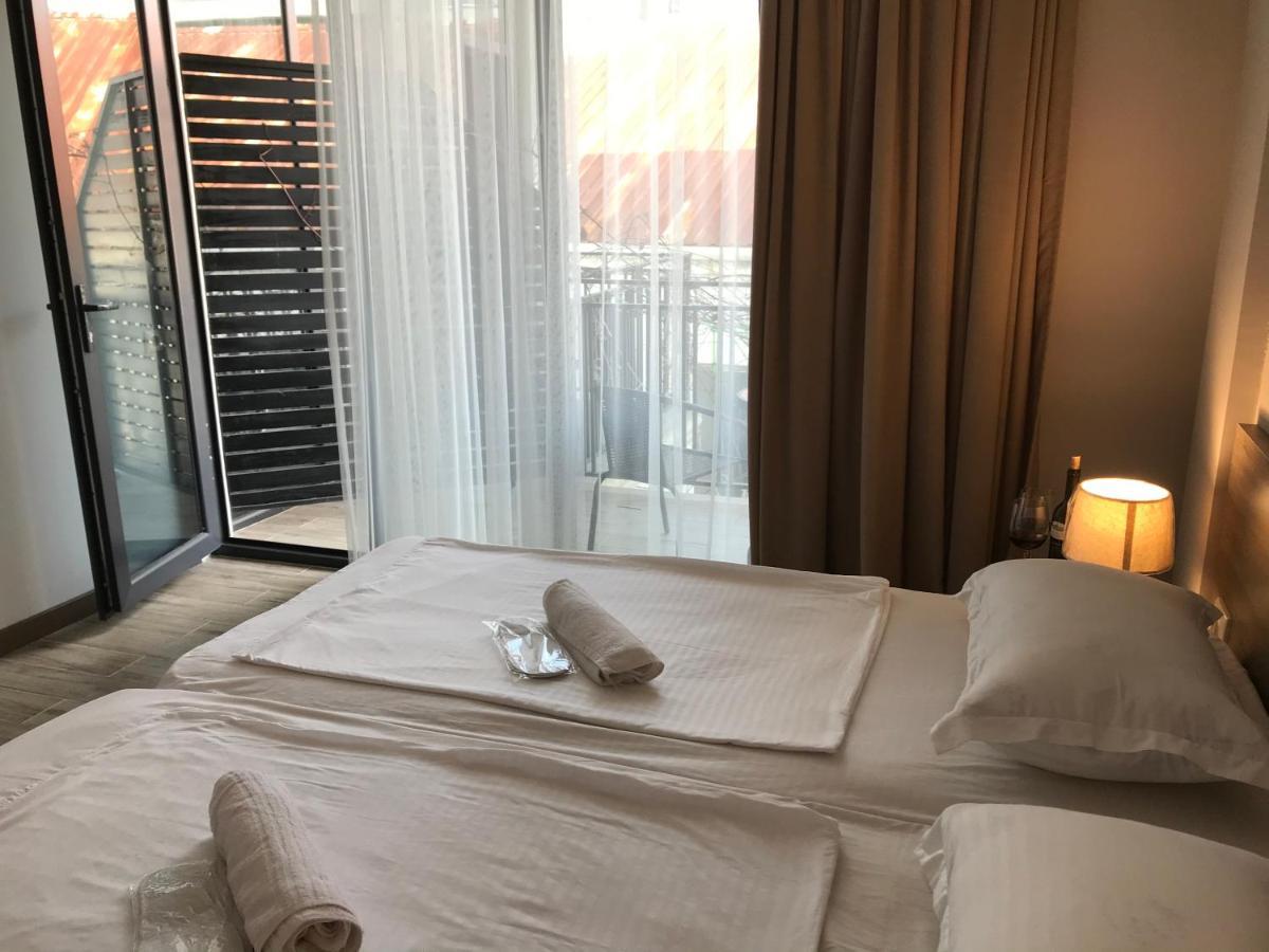 Guest House Nina Кобулеті Екстер'єр фото