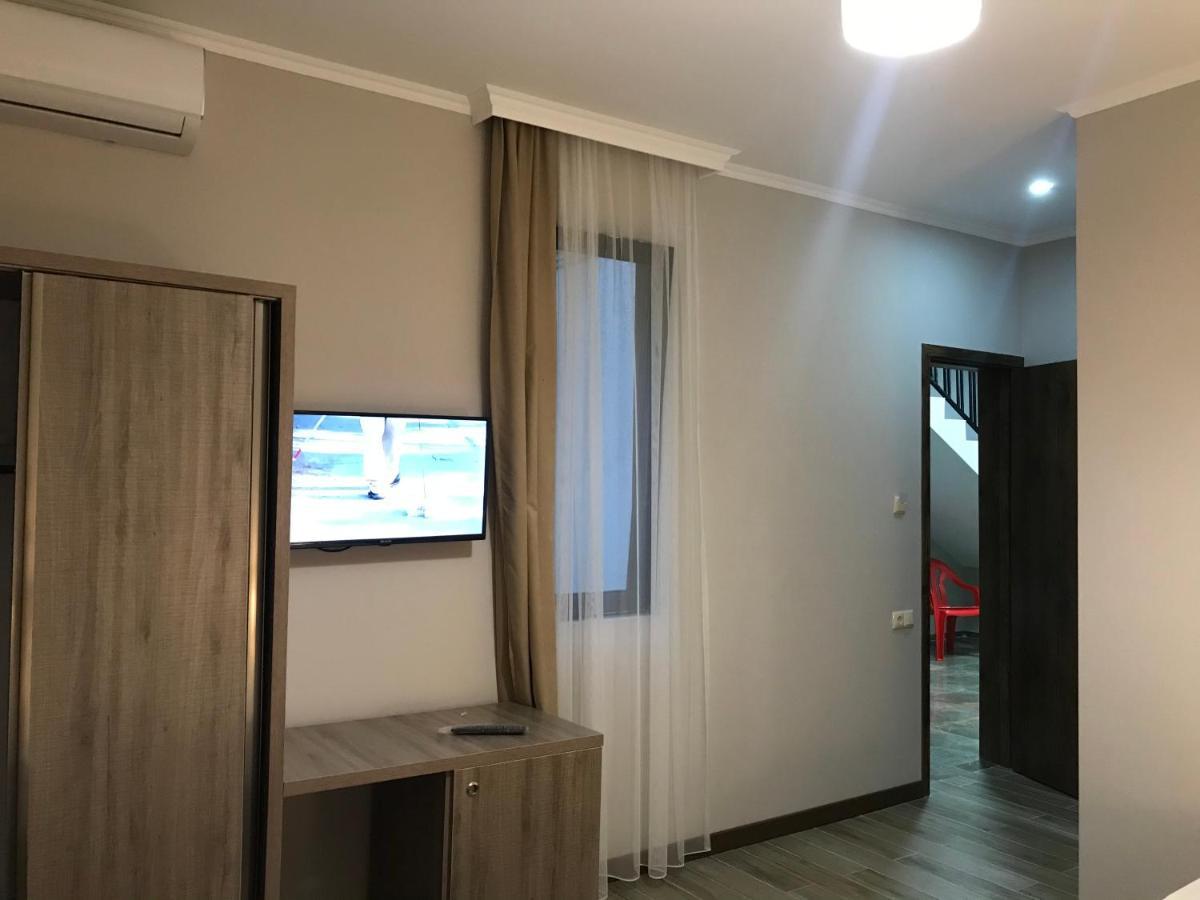 Guest House Nina Кобулеті Екстер'єр фото