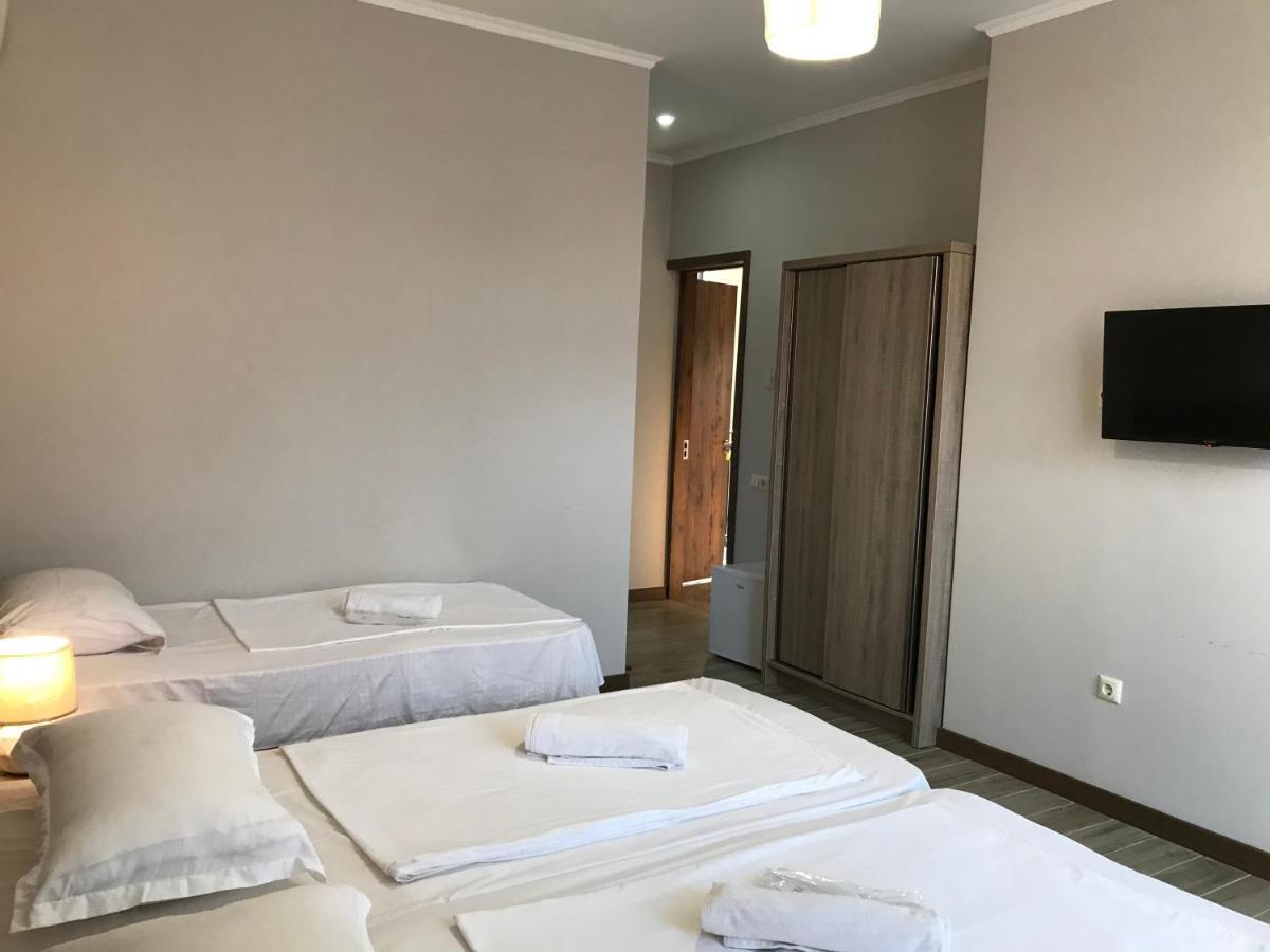 Guest House Nina Кобулеті Екстер'єр фото