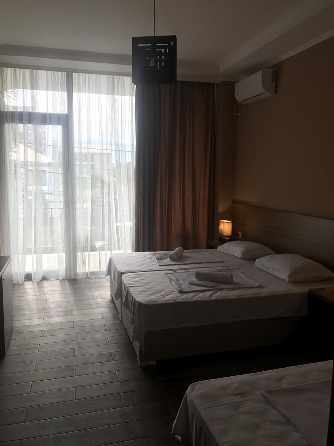 Guest House Nina Кобулеті Екстер'єр фото