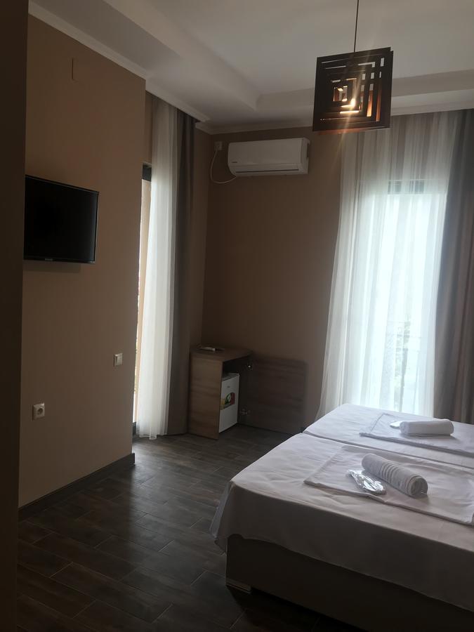 Guest House Nina Кобулеті Екстер'єр фото
