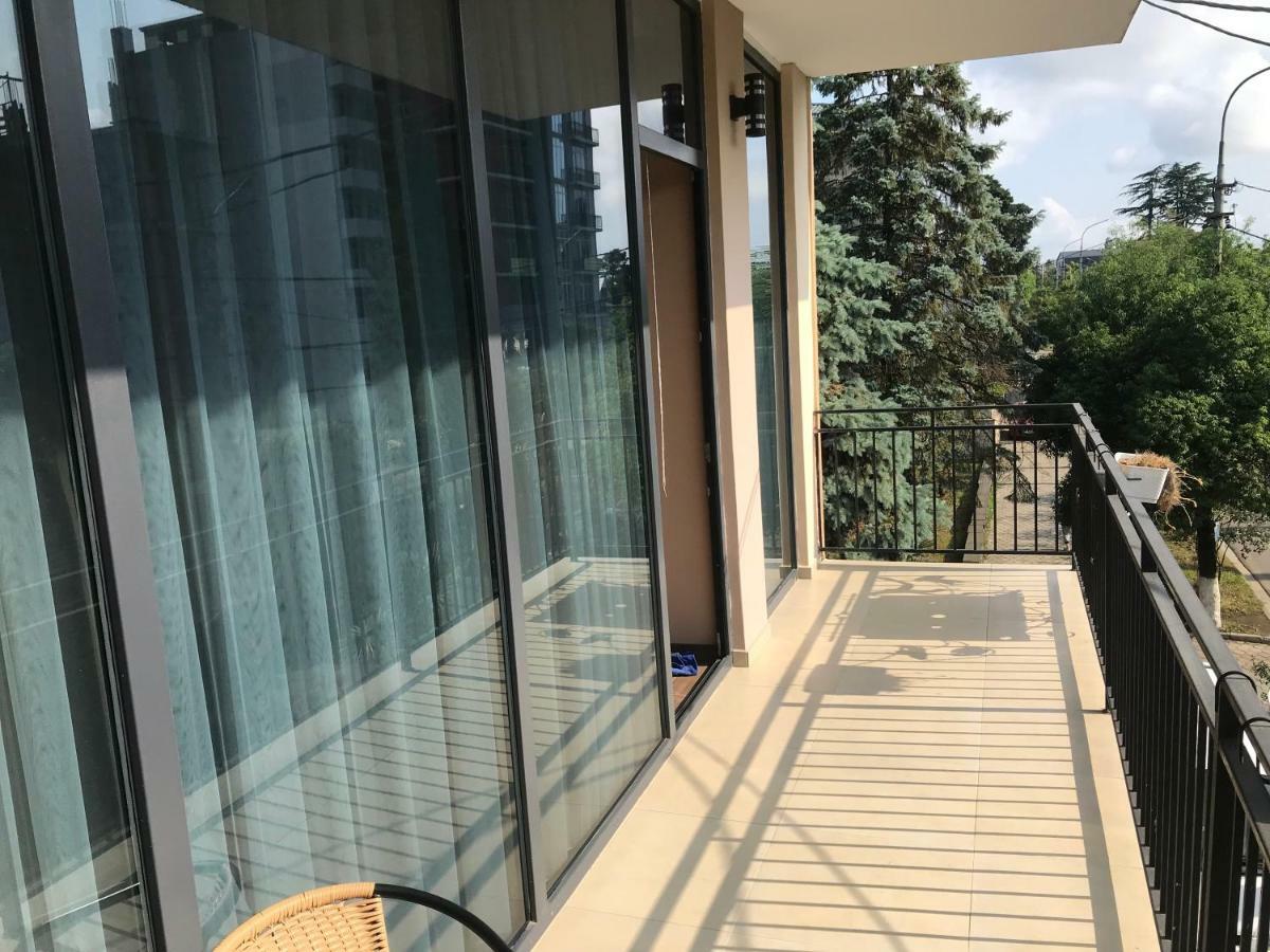 Guest House Nina Кобулеті Екстер'єр фото