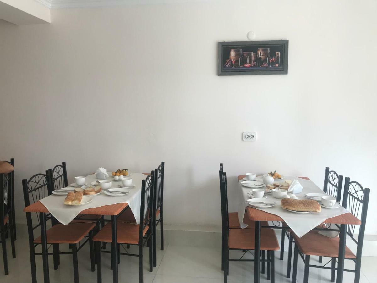 Guest House Nina Кобулеті Екстер'єр фото